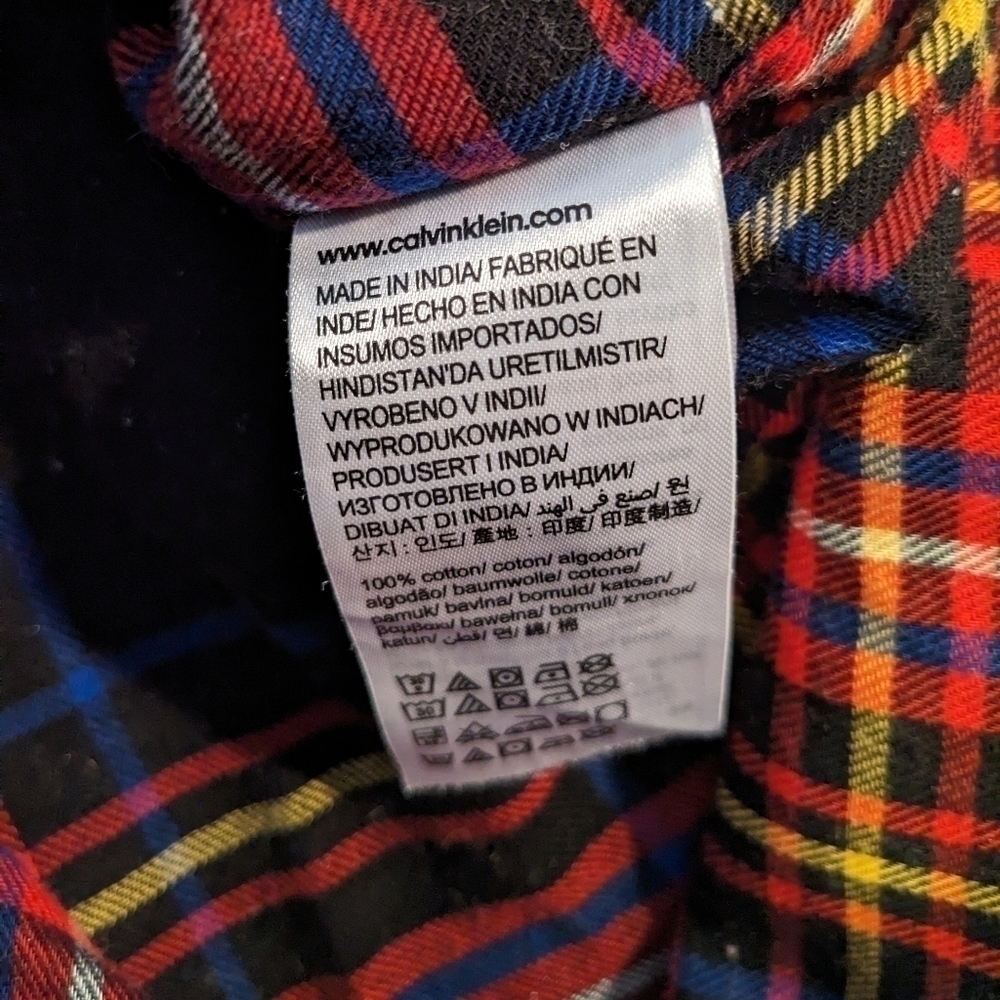 CALVIN Klein 1/4 button front flannel, size M - Picture 8 of 9